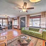 Amazing Musical Abode In Expo Square Neighborhood!