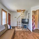 The Rockhouse Cottage With Deck On Tulsa Farm!