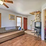 The Rockhouse Cottage With Deck On Tulsa Farm!