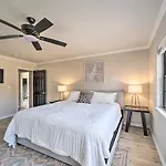 Immaculate Woodland View Retreat With Hot Tub