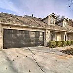 Immaculate Woodland View Retreat With Hot Tub