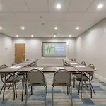 Holiday Inn Express & Suites Tulsa Midtown By Ihg