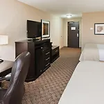 Holiday Inn Hotel & Suites Tulsa South By Ihg