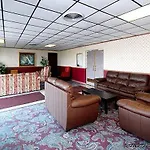 Econo Lodge Tulsa Airport