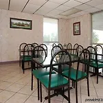 Econo Lodge Tulsa Airport