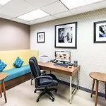 Hampton Inn & Suites Tulsa-Woodland Hills