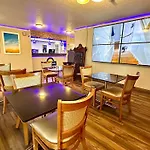 Days Inn by Wyndham Southern Hills/Oru