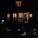 3-Br 2-Bath Family-Friendly Home -10 Min To Tulsa