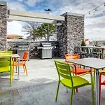 Home2 Suites By Hilton Tulsa Airport