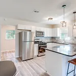 Remodeled Tulsa House With Yard About 4 Mi To Downtown!