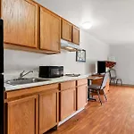 Woodspring Suites Tulsa