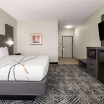 La Quinta By Wyndham Tulsa Airport / Expo Square