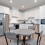 Brand New Modern Getaway On Private Land!