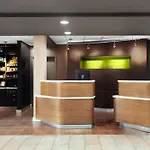 Courtyard By Marriott Tulsa Central