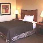 Trade Winds Central Inn