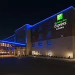 Holiday Inn Express & Suites Tulsa South - Woodland Hills By Ihg