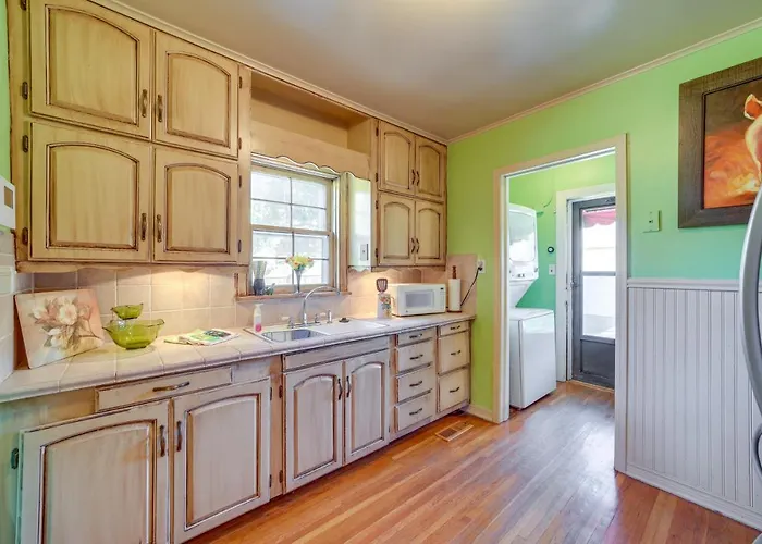 Charming Tusla Home About Half-Mi To Expo Square!