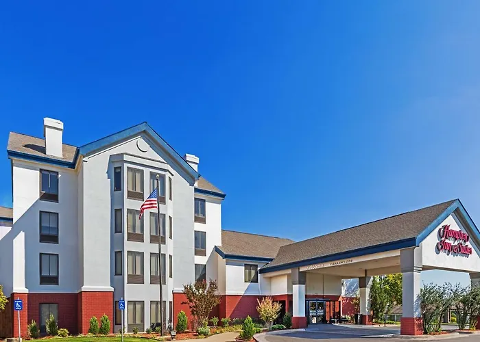 Hampton Inn & Suites Tulsa-Woodland Hills