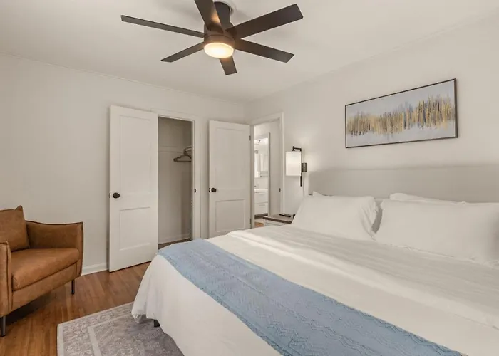 Modernnest-Ks Bed And Fire Pit
