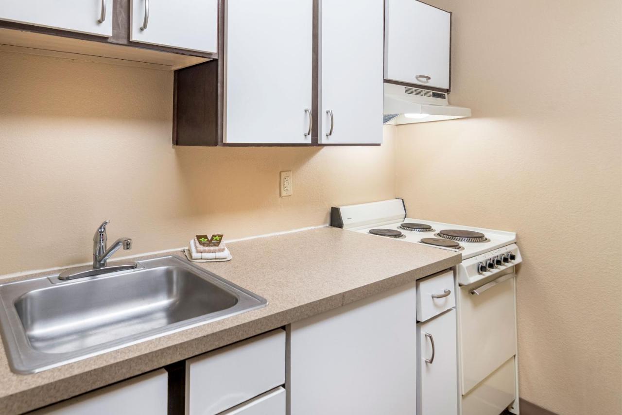 Extended America - - Midtown Hotel