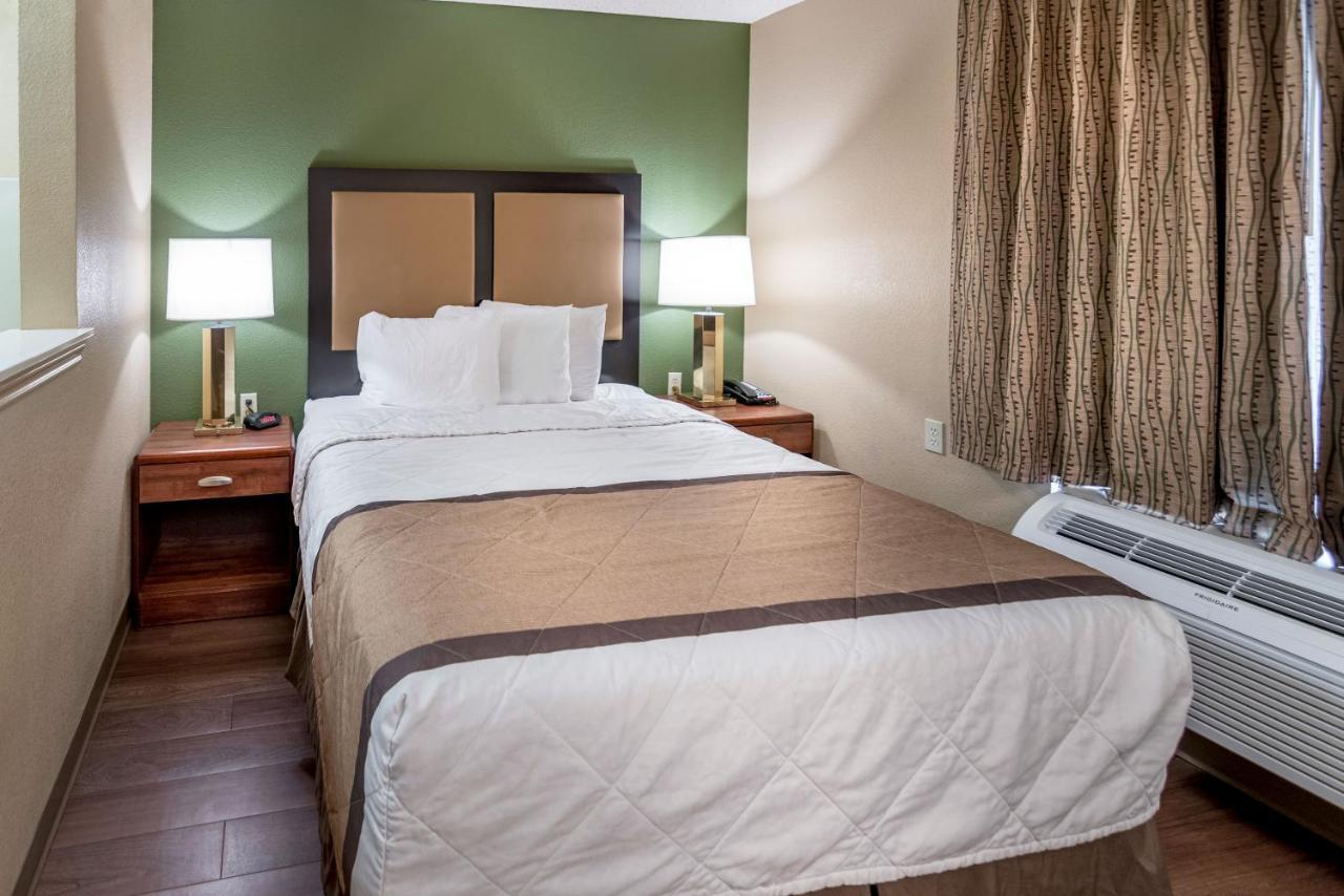 Extended America - - Midtown Hotel