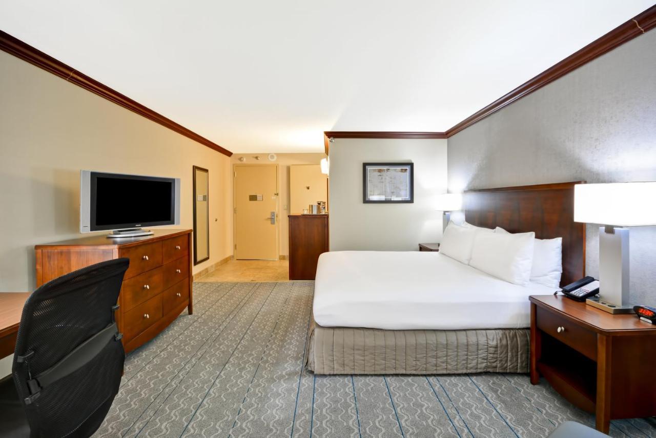 Crowne Plaza Southern Hills