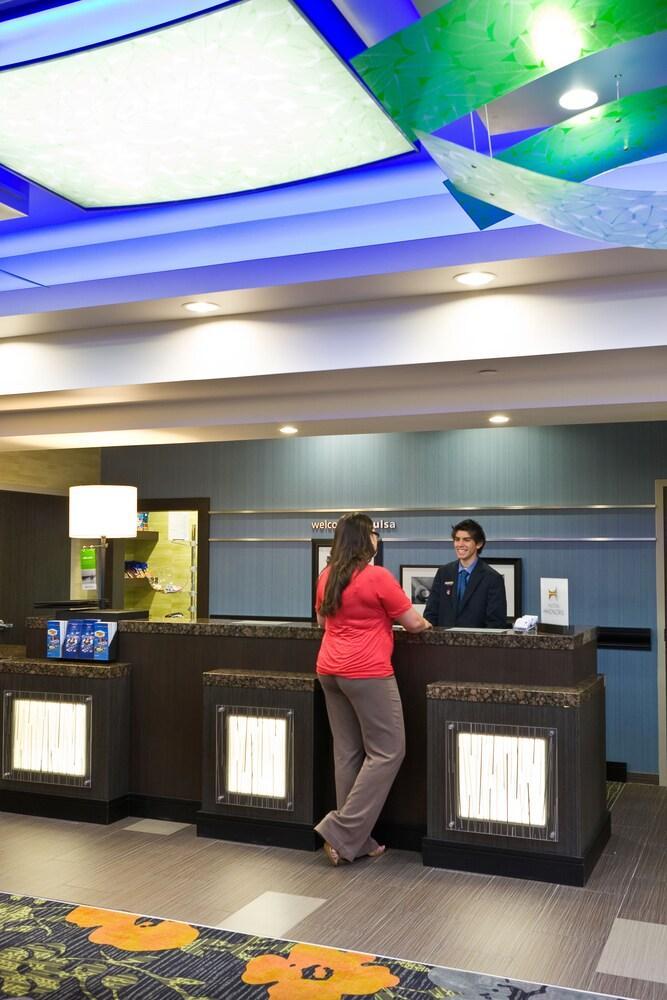 Hotel Hampton And 3*