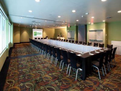 17 West Hotel, Ascend Collection Hotel 3*