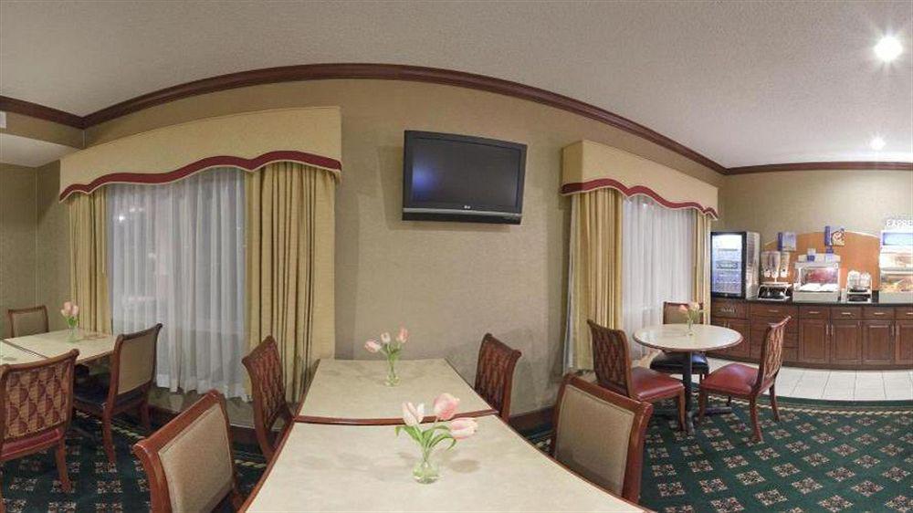 Comfort South - Woodland Hills