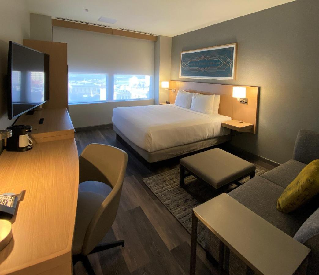 Hyatt Place Tulsa/downtown 3*