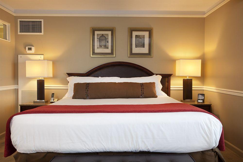 Hotel Ambassador Tulsa, Autograph Collection Tulsa