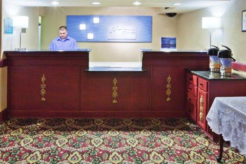 Quality Tulsa-downtown West Inn 3*