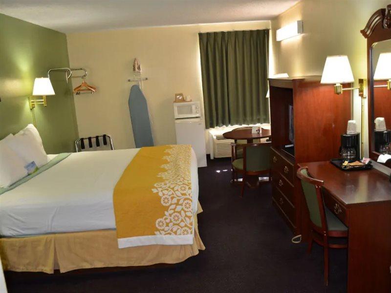Days By Wyndham Southern Hills/oru Hotel 3*