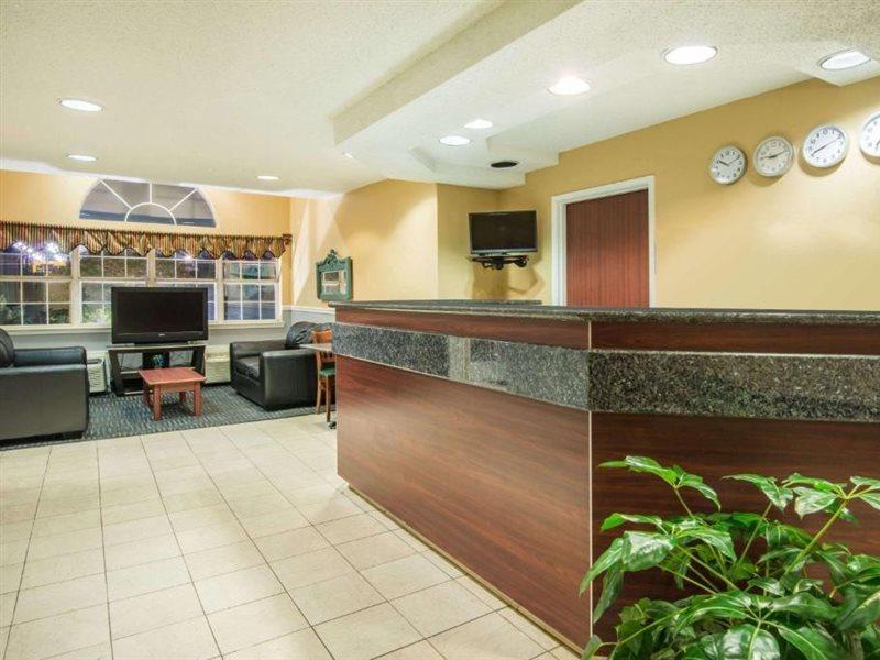 Motel Microtel & By Wyndham - Catoosa Route 66 Tulsa