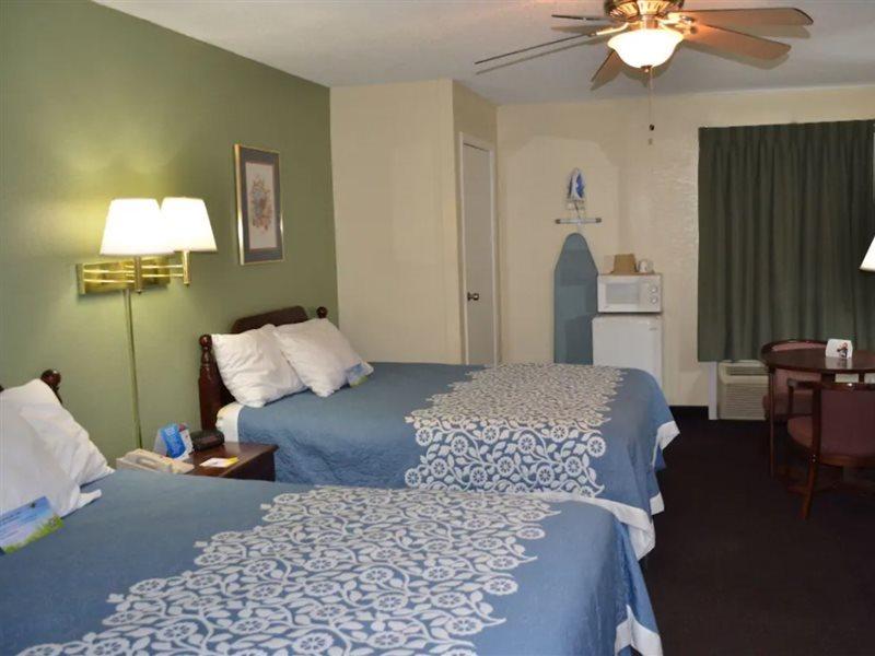 Hotel Days By Wyndham Southern Hills/oru