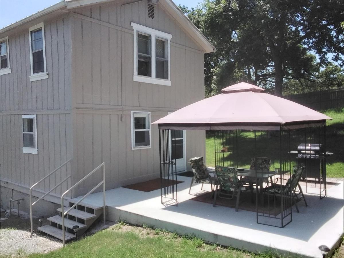 3-br 2-bath Family-friendly -10 Min To Holiday home Tulsa