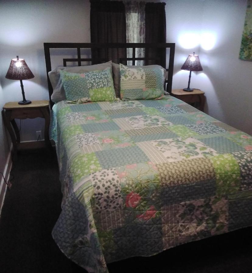3-br 2-bath Family-friendly -10 Min To * Tulsa