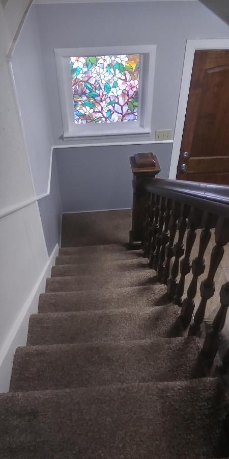 3-br 2-bath Family-friendly -10 Min To Holiday home Tulsa
