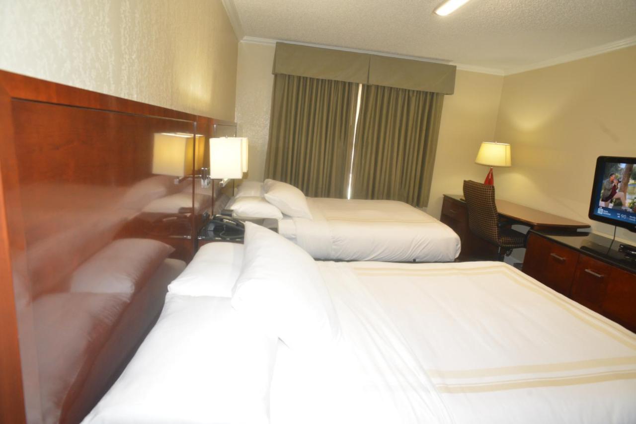 Hometown & Motel Tulsa