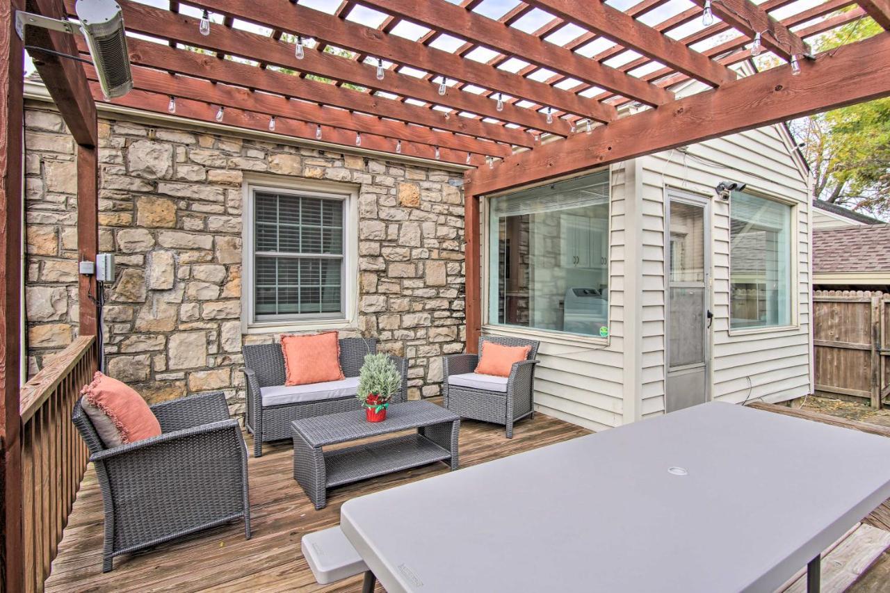 Charming With Furnished Deck! *