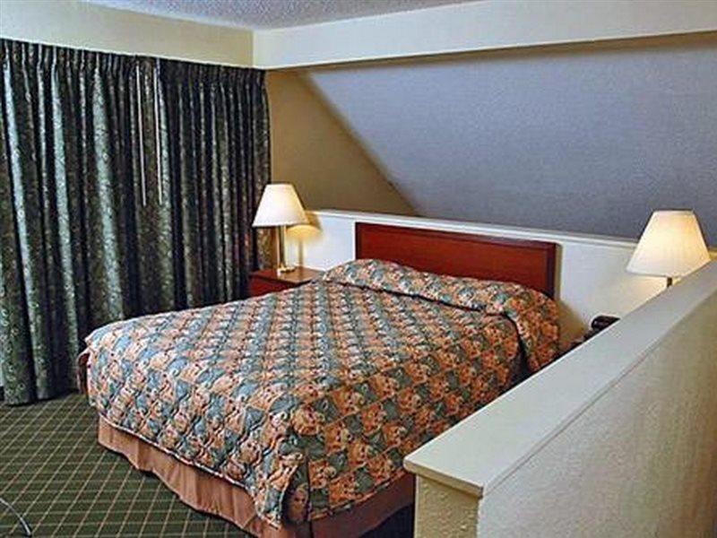 Hotel 6-tulsa, Ok Tulsa