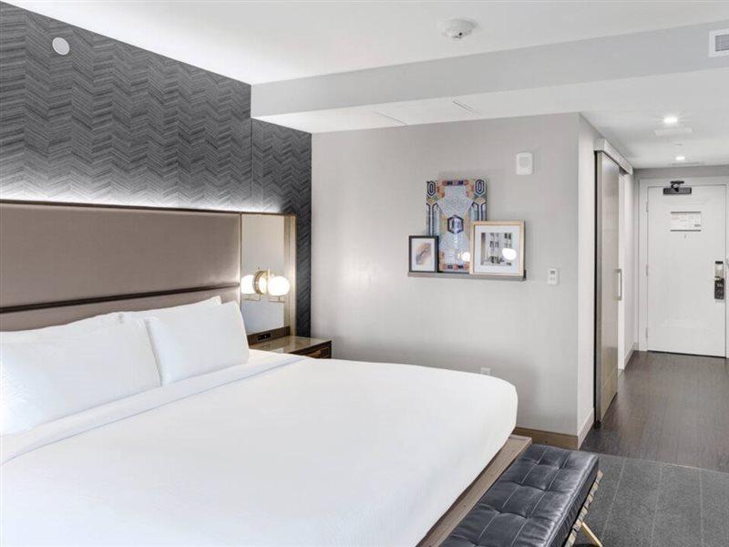 Club Curio Collection By Hilton 4*