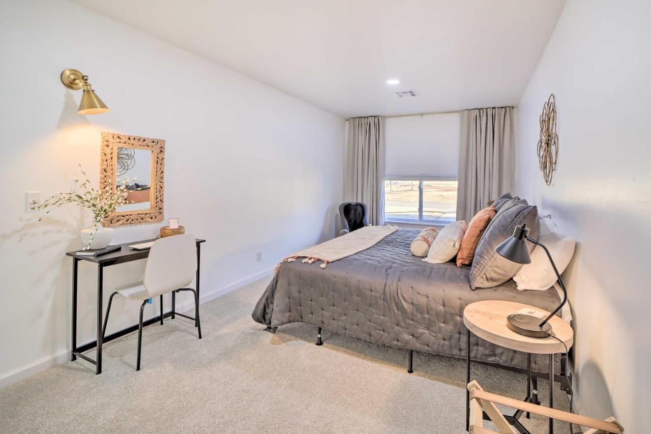 The Boston About 4 Mi To Downtown Holiday home Tulsa