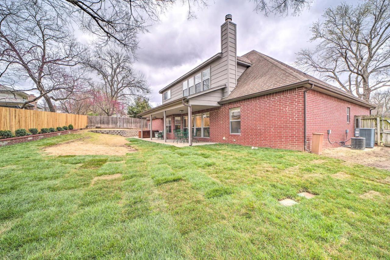Pet-friendly Escape With Private Hot Tub! Tulsa