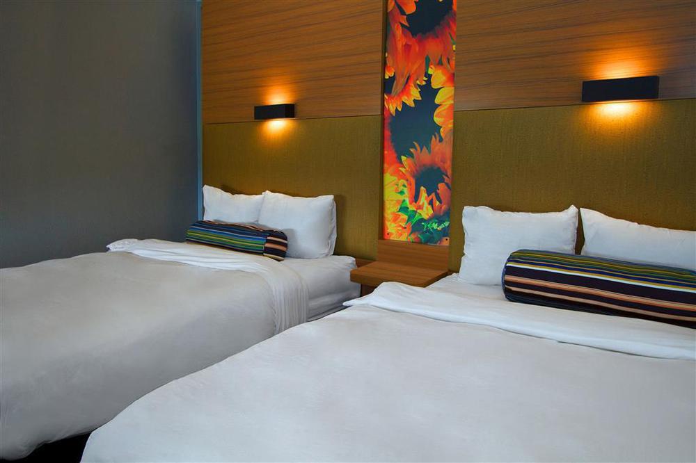 Hotel Aloft Downtown Tulsa