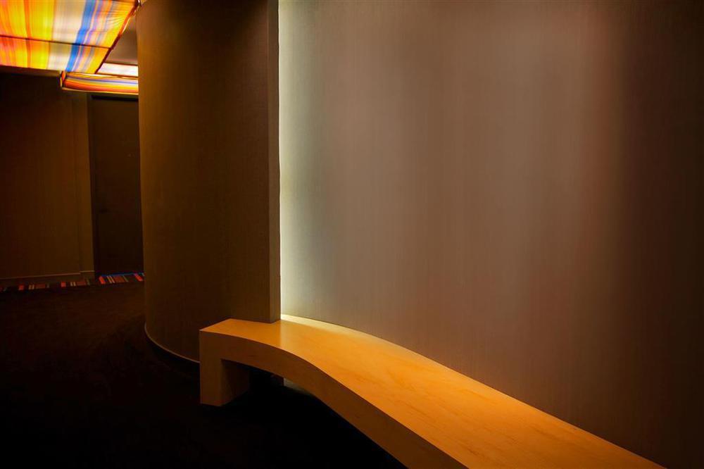 Aloft Downtown 3*