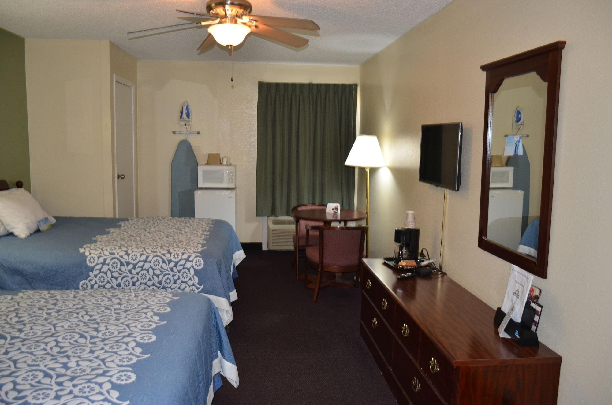 Days By Wyndham Southern Hills/oru 3* Tulsa