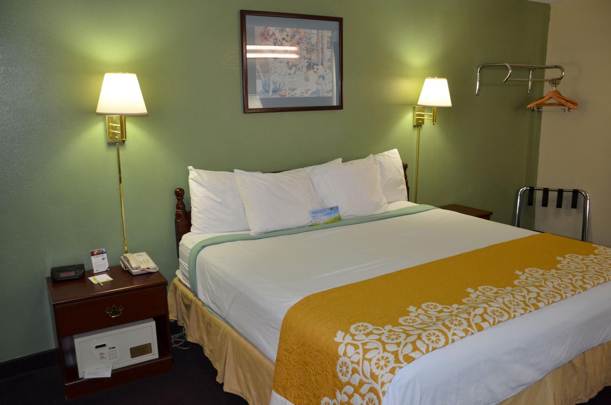 Days By Wyndham Southern Hills/oru Hotel 3*