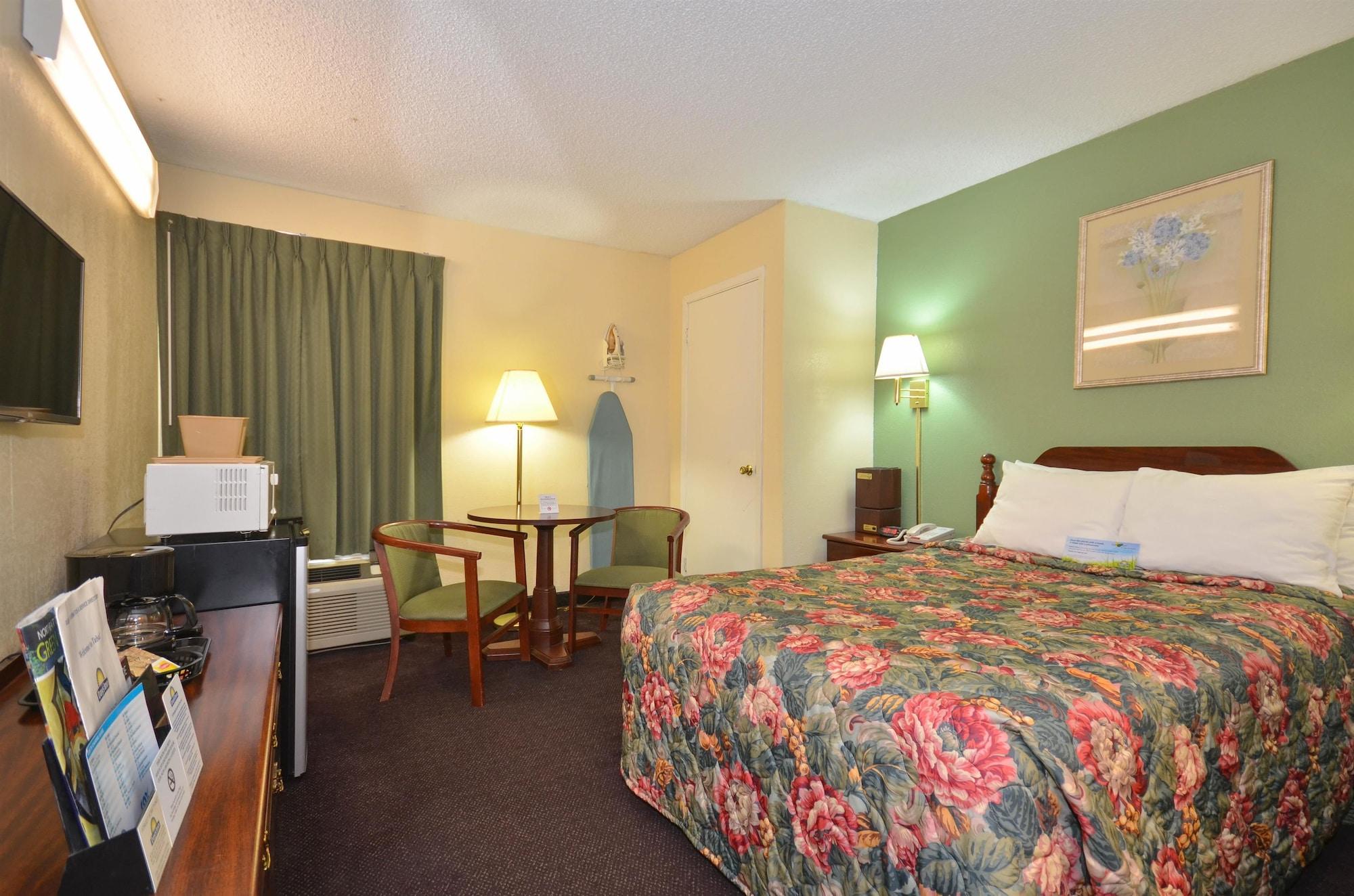 Days By Wyndham Southern Hills/oru