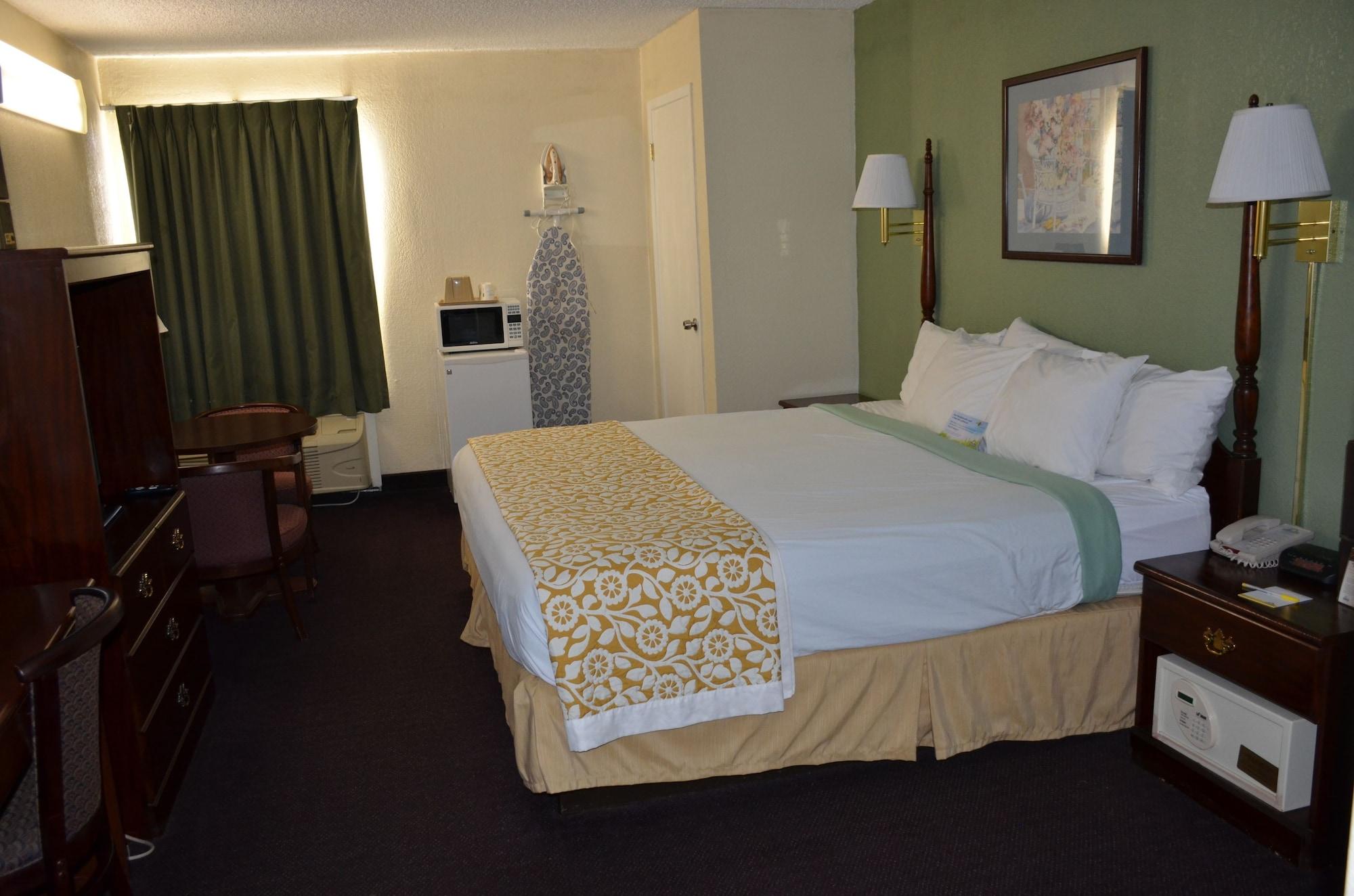 Hotel Days By Wyndham Southern Hills/oru Tulsa